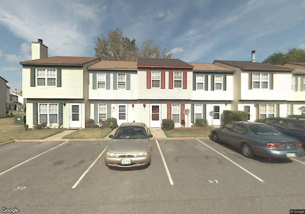 37 Pepperwood Ln, Portsmouth, VA 23703 - photo 1