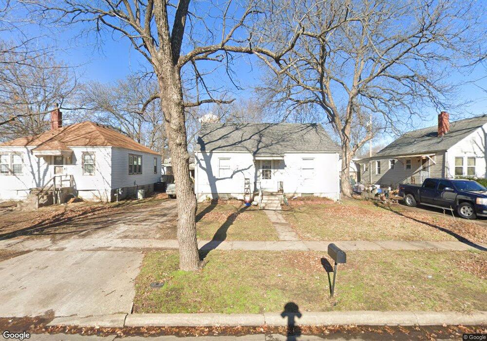 3113 Corning Ave, Parsons, KS 67357 - photo 1