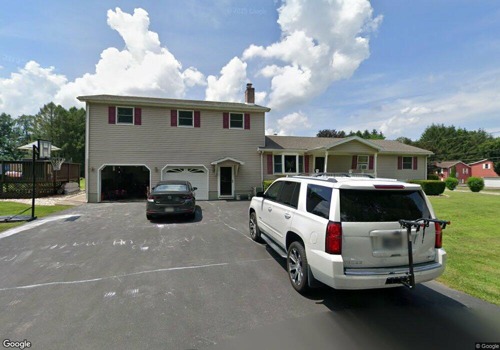 203 Maple Dr, Drums, PA 18222 - photo 1