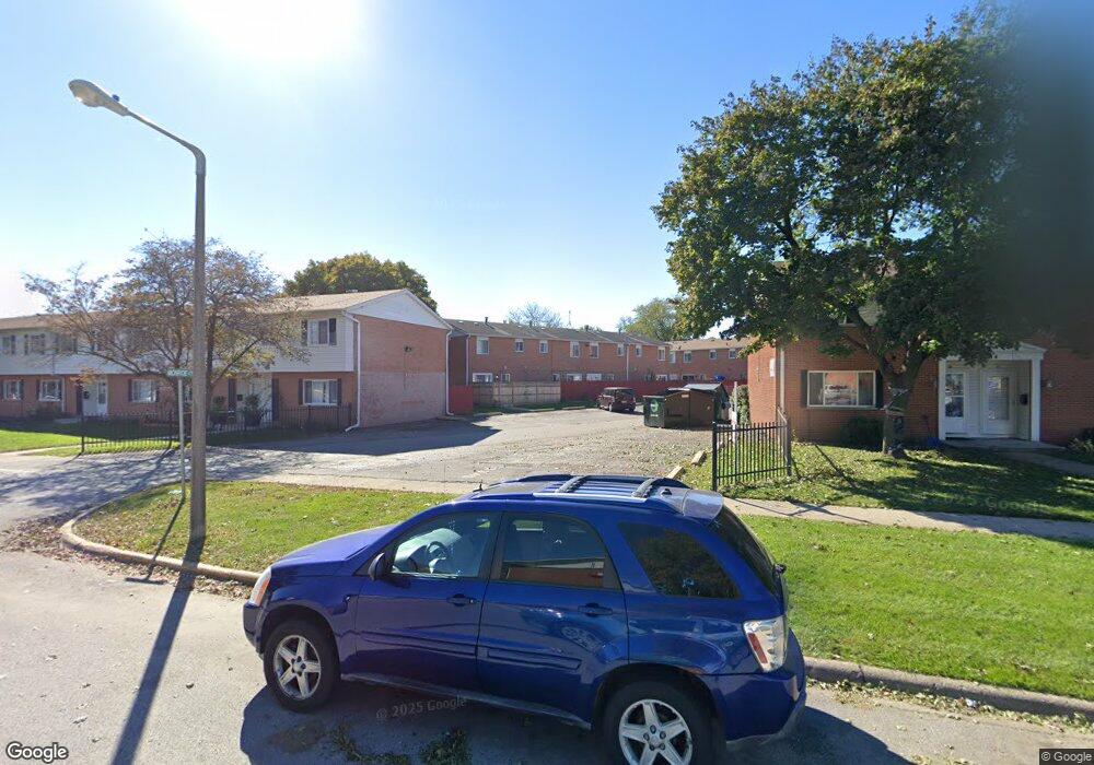 1328 Monomoy St unit C, Aurora, IL 60506 - photo 1