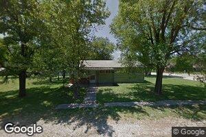 704 S 11th St, Humboldt, KS 66748