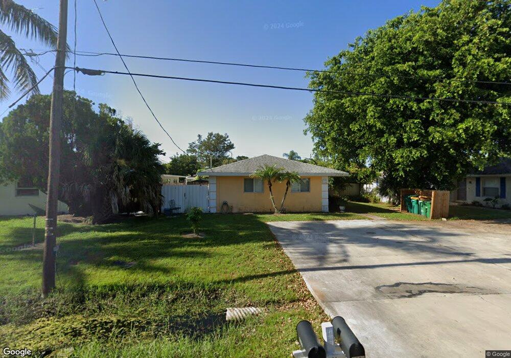 1134 Highlands Dr unit B, Naples, FL 34103 - photo 1