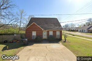 101 Carnation St, Baldwyn, MI 38824
