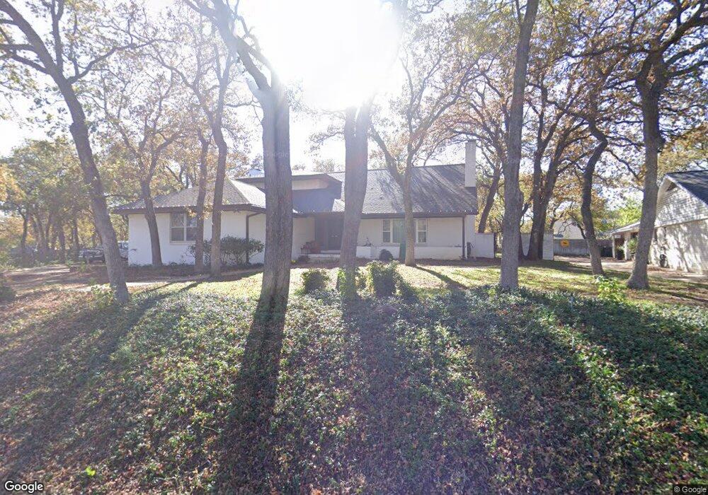 2845 Stephanie Ln, Hurst, TX 76054 - photo 1
