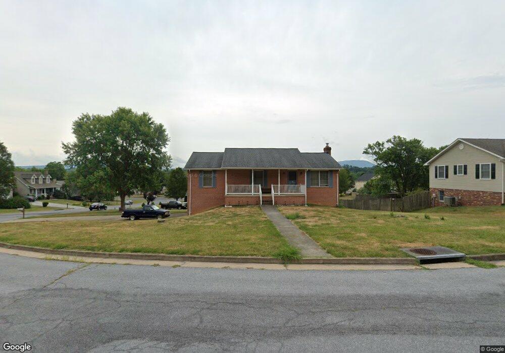 275 Creekside Way, Front Royal, VA 22630 - photo 1