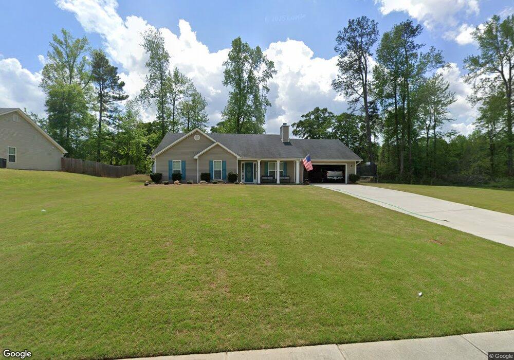 505 Embassy Walk, Winder, GA 30680 - photo 1
