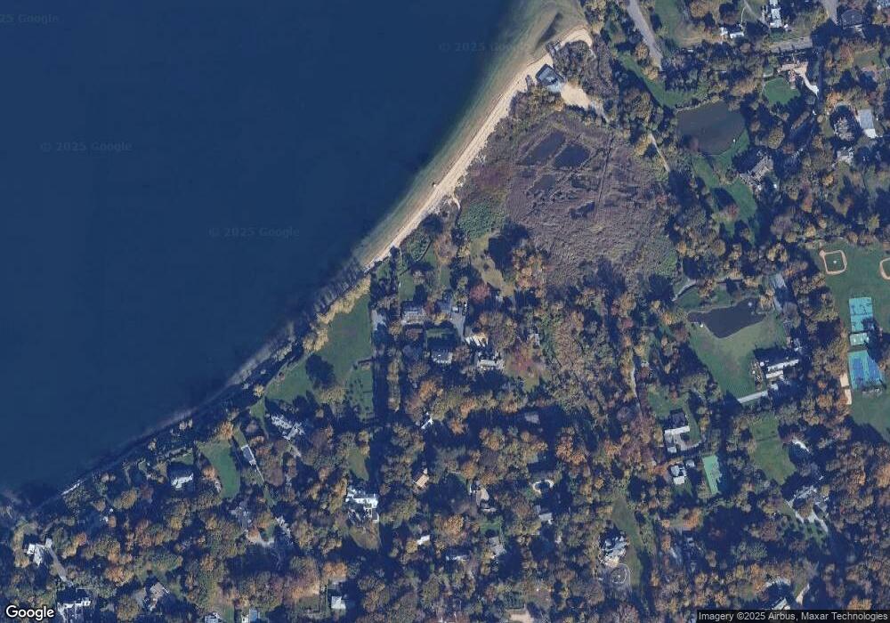 18 Ridge Rd, Glen Cove, NY 11542 - photo 1