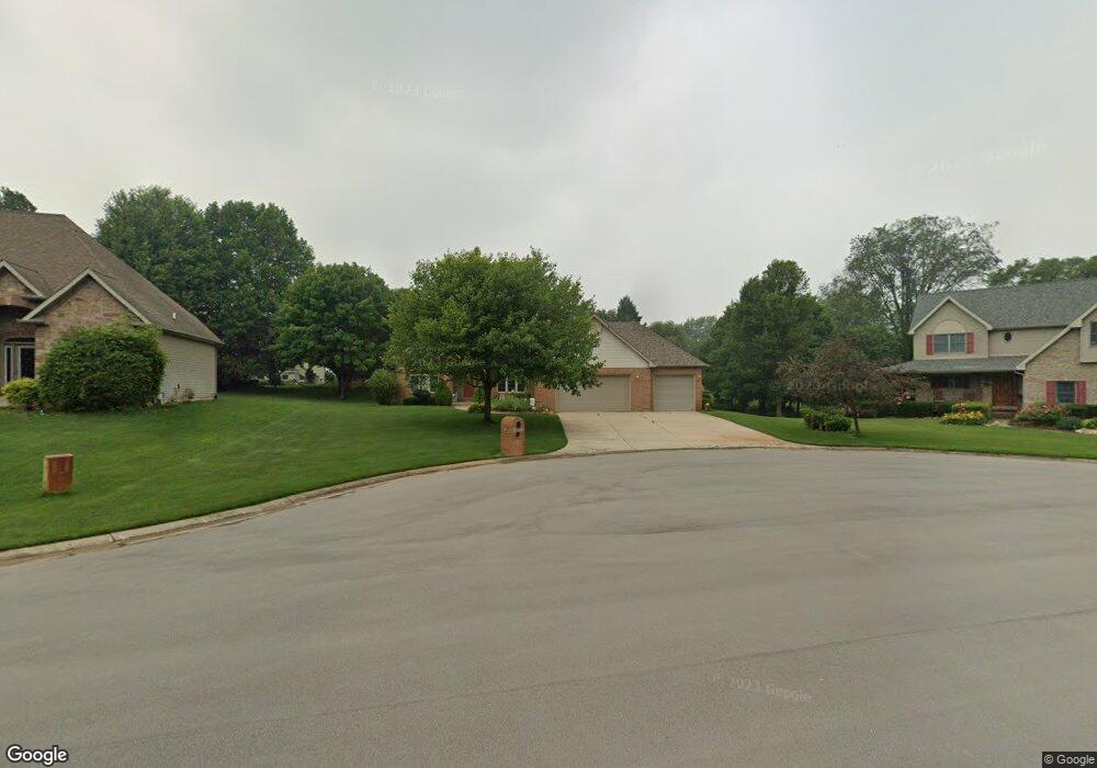 55711 Wood Duck Ct, New Carlisle, IN 46552 - photo 1