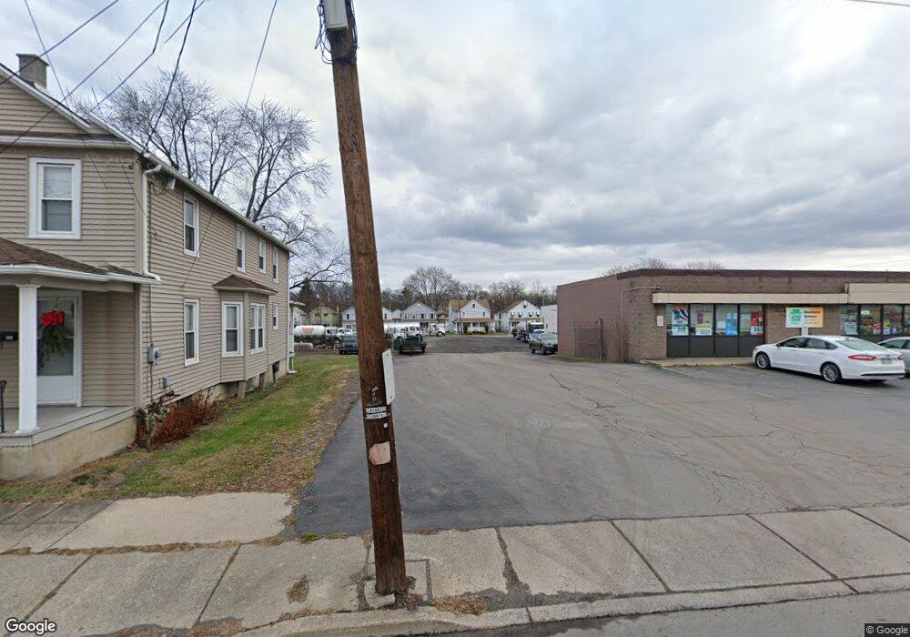 233 Union St, Luzerne, PA 18709 - photo 1