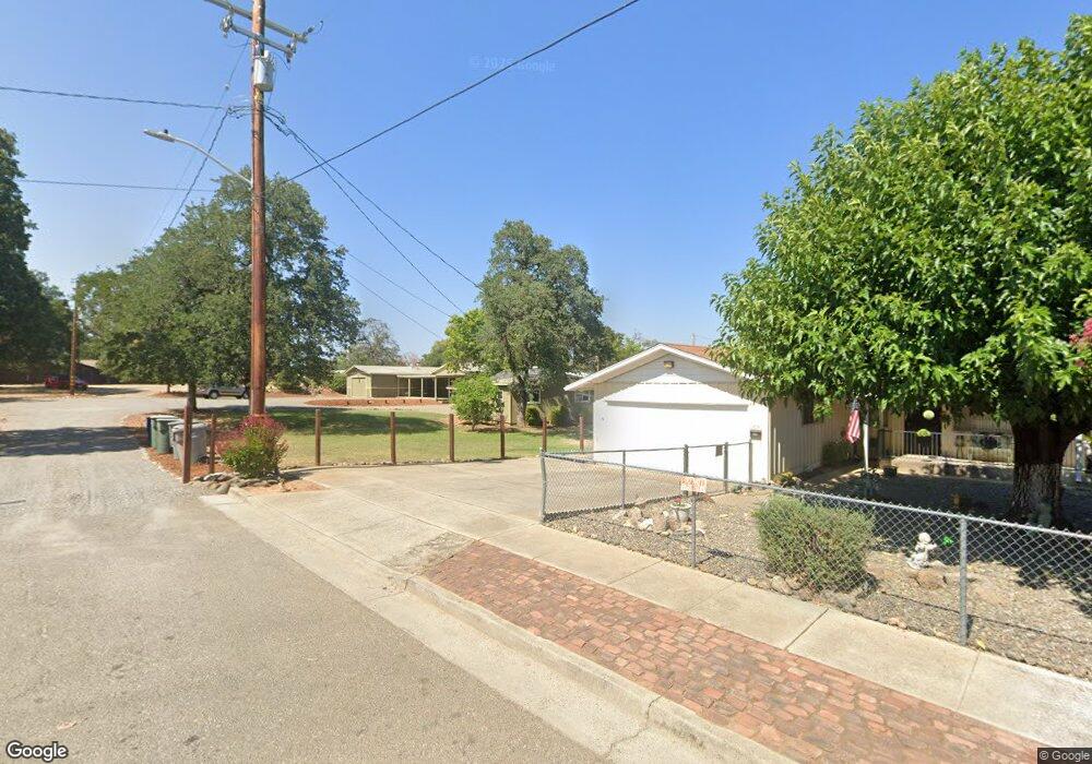 1445 Oak St, Redding, CA 96001 - photo 1