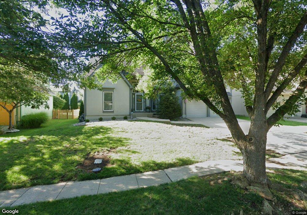 5117 W 157th St, Overland Park, KS 66224 - photo 1