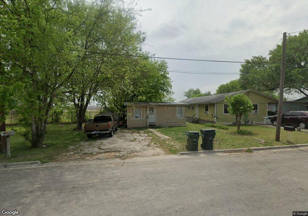 410 Durango St, San Marcos, TX 78666 - photo 1