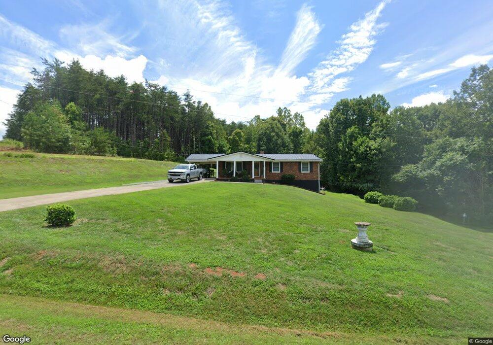 117 Waller Rd, Martinsville, VA 24112 - photo 1