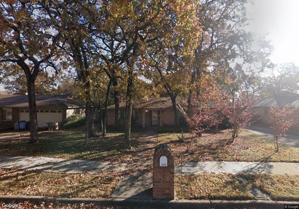 1028 Keith Dr, Hurst, TX 76053 - photo 1