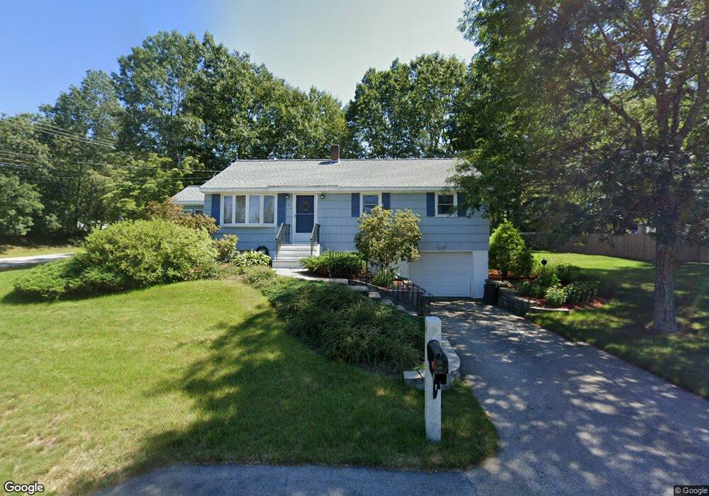 14 Winnhaven Dr, Hudson, NH 03051 - photo 1