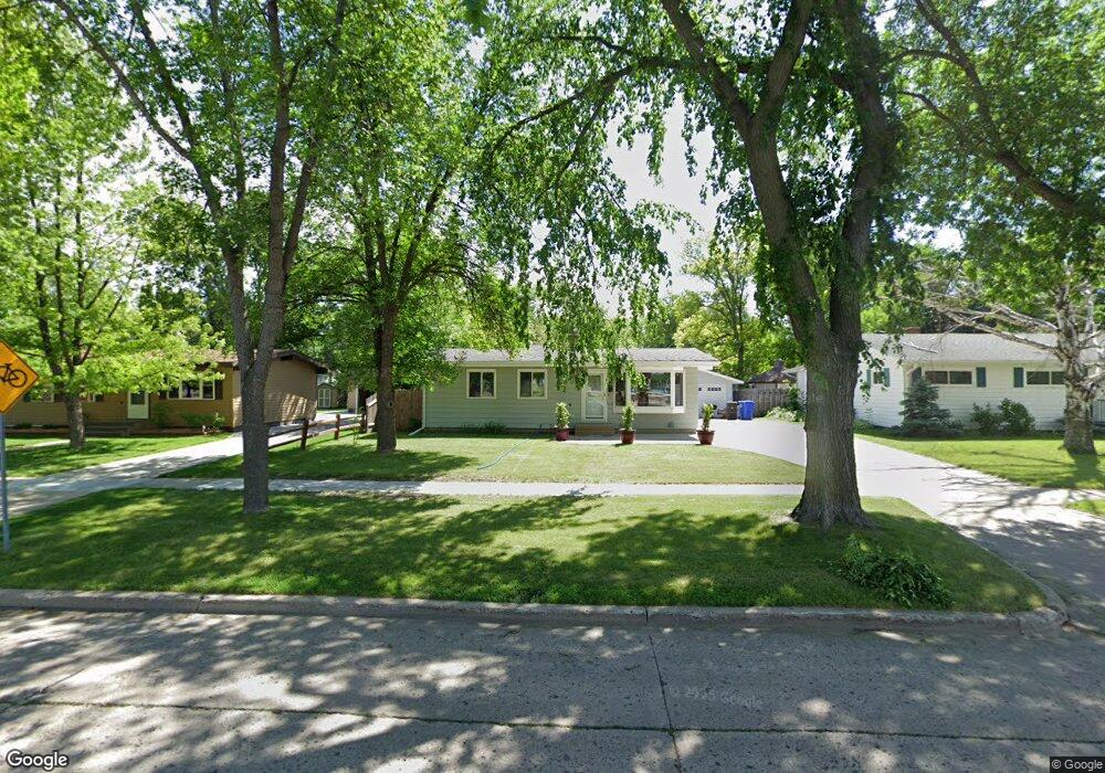 1810 16th St S, Fargo, ND 58103 - photo 1