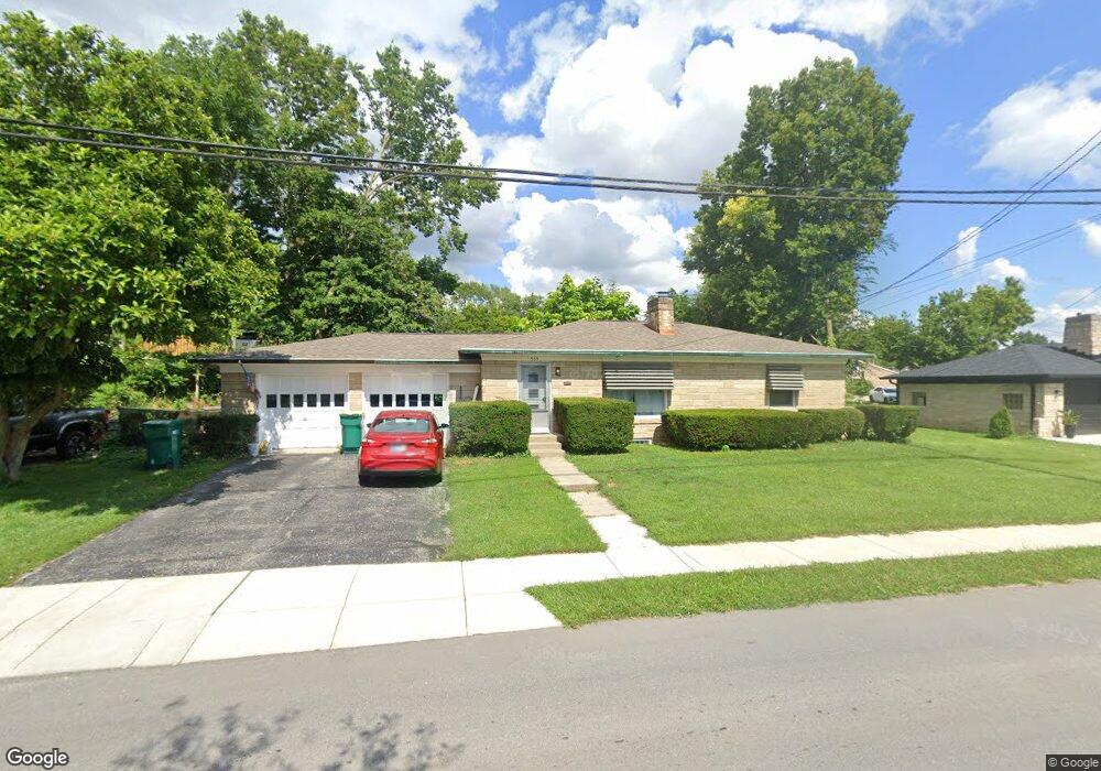 555 S Center St, Plainfield, IN 46168 - photo 1