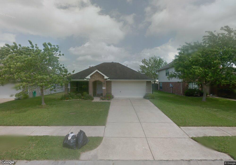 5111 Lockhart Dr, Pearland, TX 77584 - photo 1