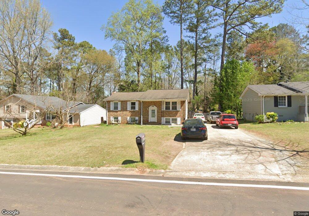 6918 Maddox Rd unit II, Morrow, GA 30260 - photo 1