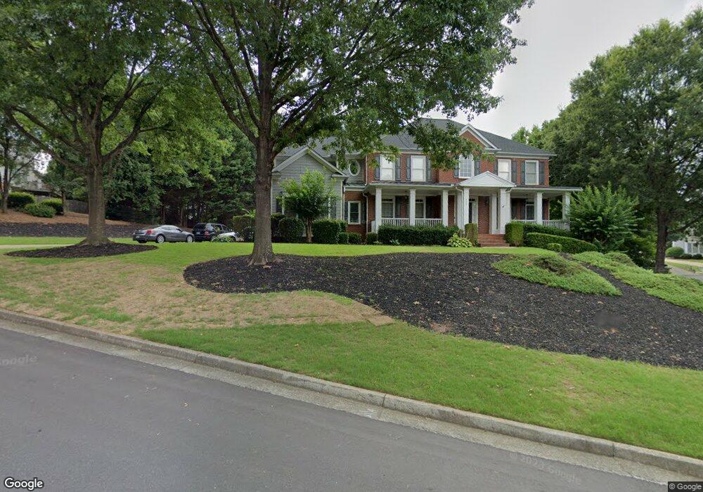 440 Hillcrest View Dr, Suwanee, GA 30024 - photo 1