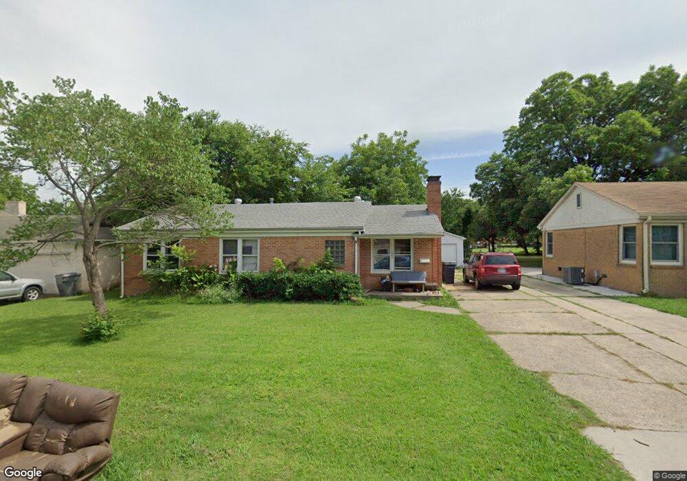 1002 Davis St NW, Ardmore, OK 73401 - photo 1