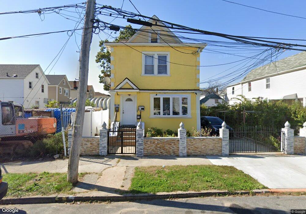 11550 149th St, Jamaica, NY 11436 - photo 1