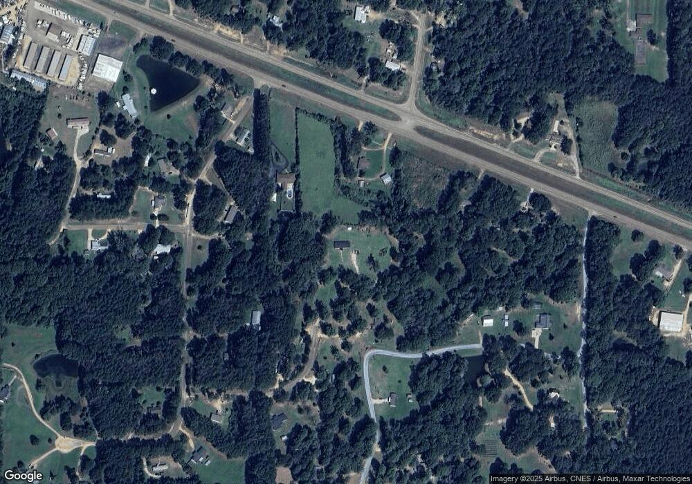 1034 Pineview Ln, McComb, MS 39648 - photo 1