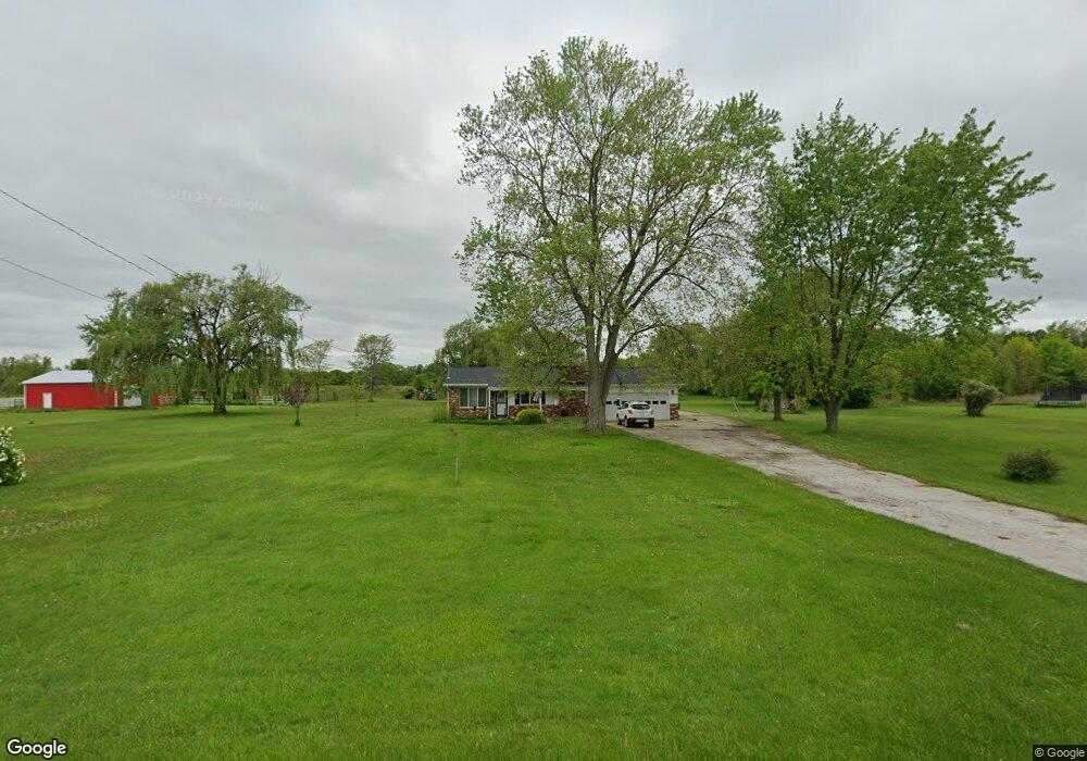 8209 N Linden Rd, Mount Morris, MI 48458 - photo 1