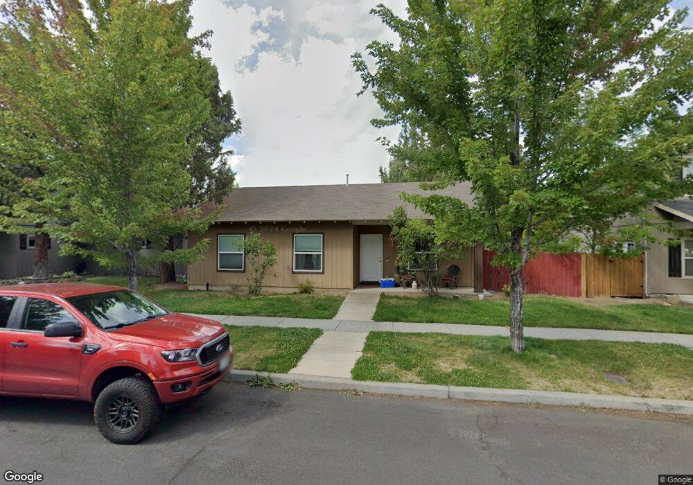 20670 Wild Rose Ln, Bend, OR 97702 - photo 1