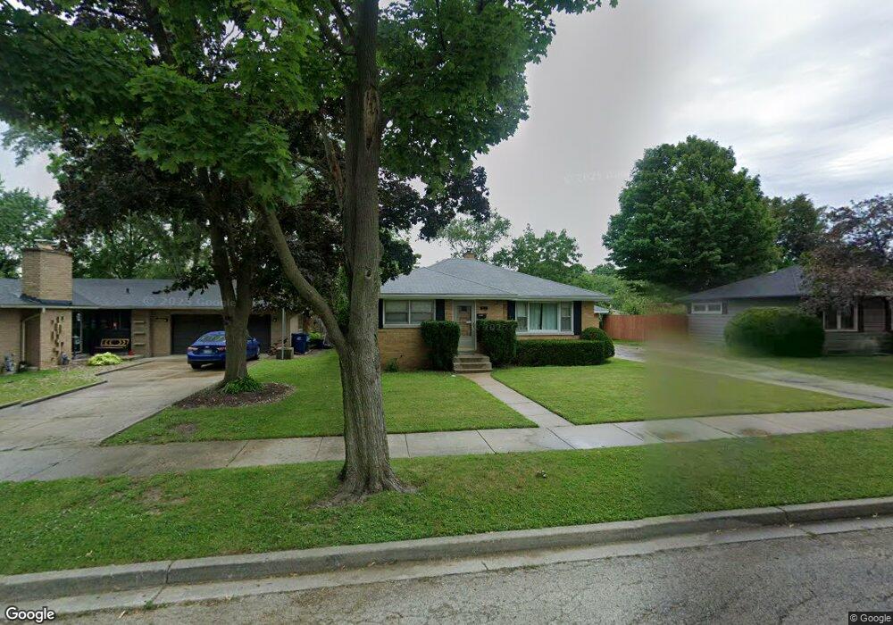 511 Flossmoor Ave, Waukegan, IL 60085 - photo 1