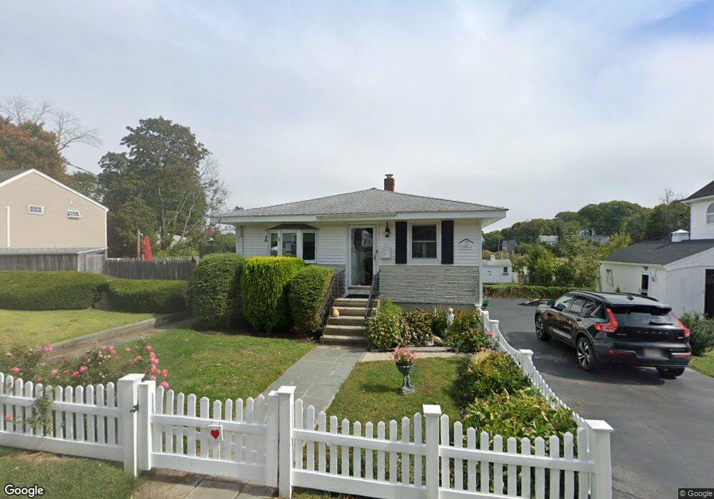 5 Bonnie Brier Cir, Hingham, MA 02043 - photo 1