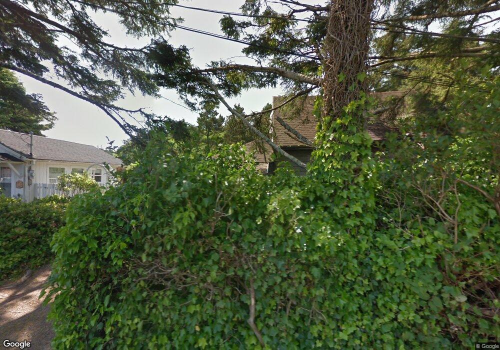 1014 SW 10th St, Lincoln City, OR 97367 - photo 1