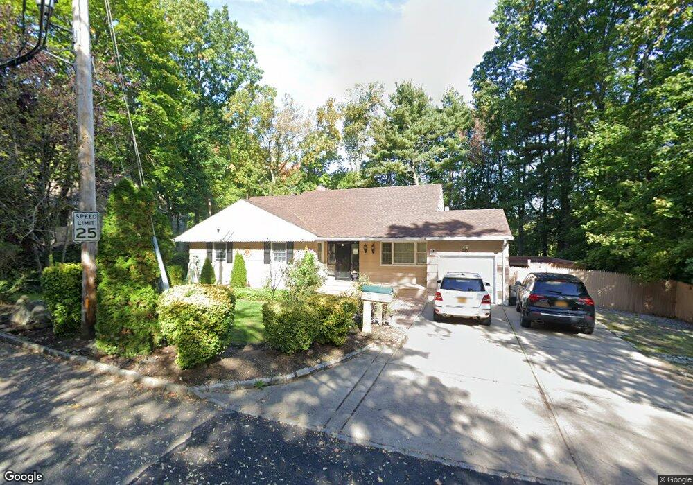 245 Shoreward Dr, Great Neck, NY 11021 - photo 1