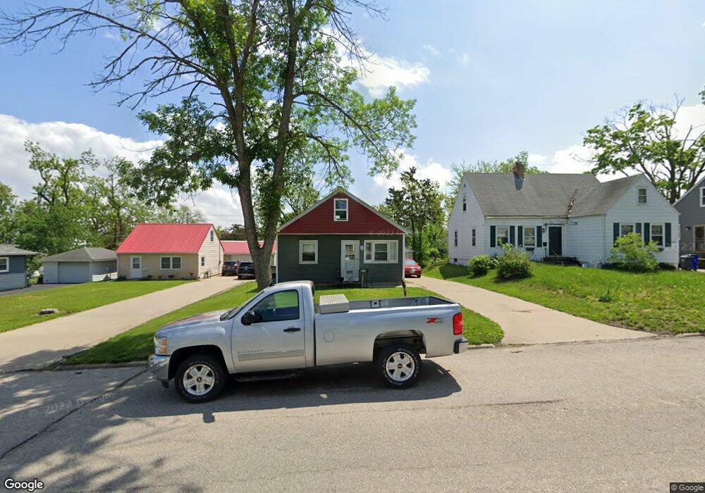 2125 Hamilton St SW, Cedar Rapids, IA 52404 - photo 1