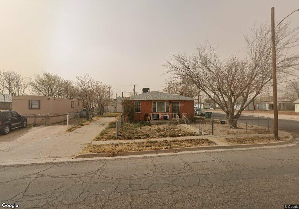 505 & 507 E Dunnam, Hobbs, NM 88240 - photo 1
