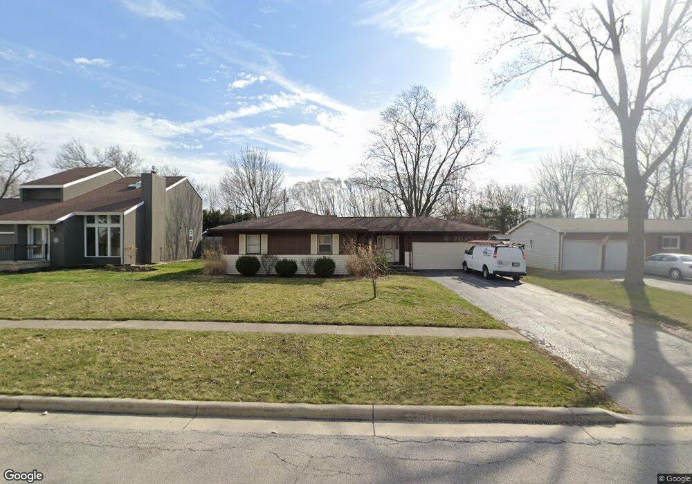 1915 Candlewick Dr, Findlay, OH 45840 - photo 1