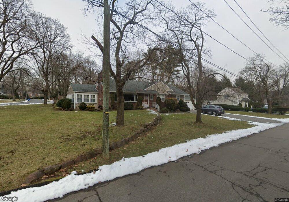 41 Benjamin Rd, Tenafly, NJ 07670 - photo 1