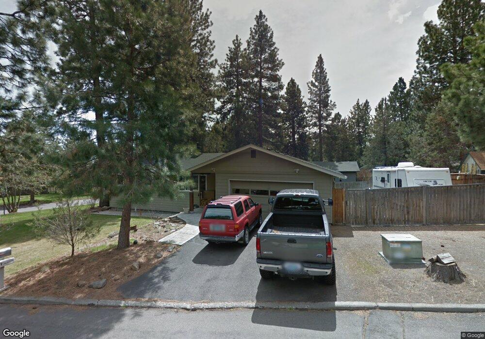 1613 SW Overturf Ave, Bend, OR 97702 - photo 1