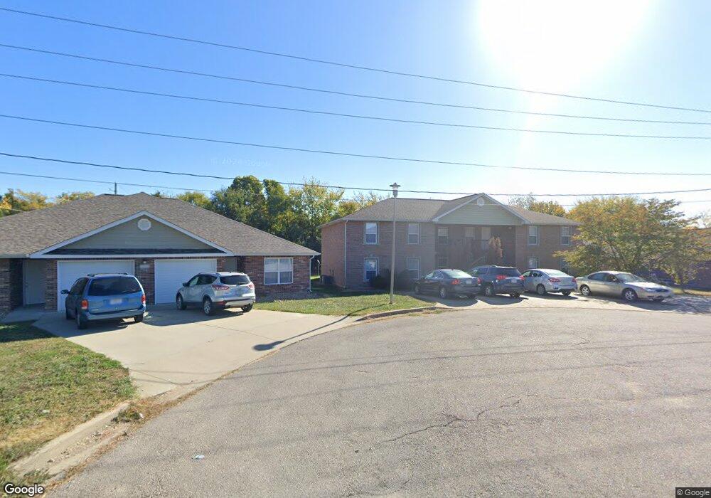 2002 Lauren Ct, Rolla, MO 65401 - photo 1