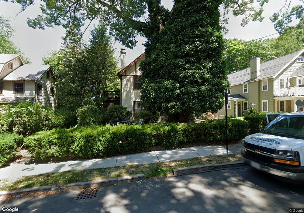 95 Atwood Ave unit 3rd Floor, Newtonville, MA 02460 - photo 1