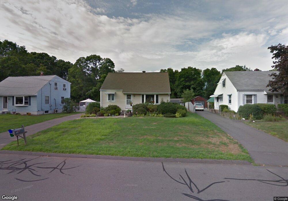 9 King Ct, Enfield, CT 06082 - photo 1