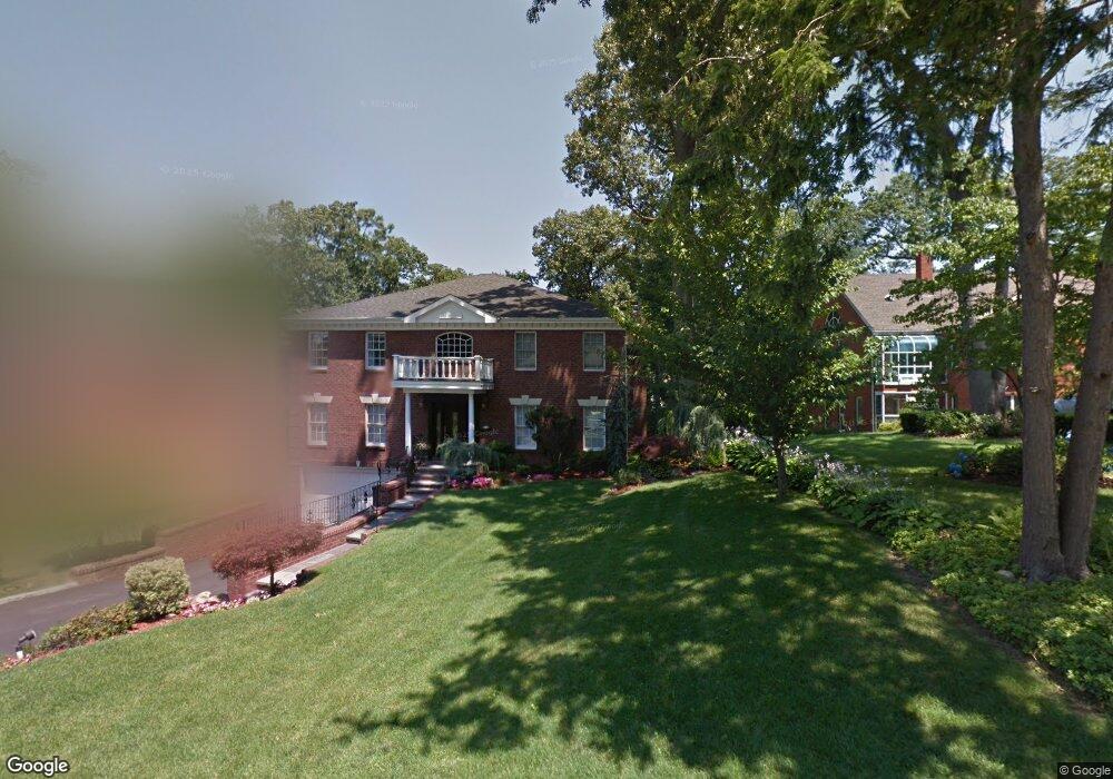 180 Aldershot Ln, Manhasset, NY 11030 - photo 1