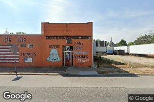 122 4th Ave, Moline, IL 61265