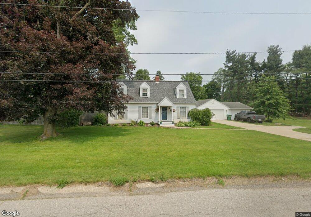 209 E Pendle St, South Bend, IN 46637 - photo 1