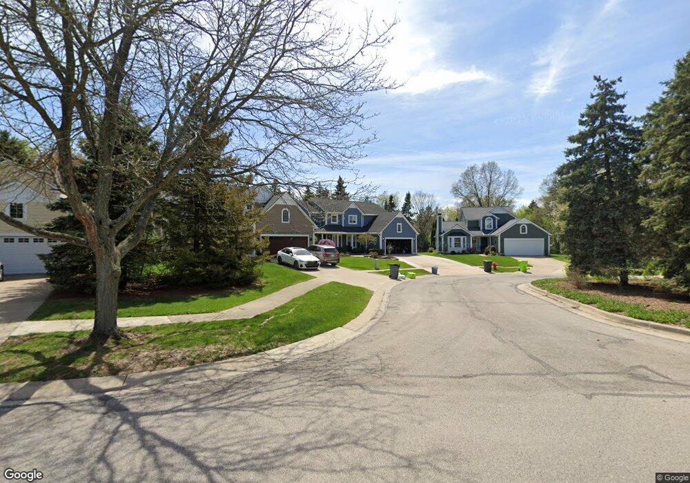 3780 Eaton Gate Ln, Auburn Hills, MI 48326 - photo 1