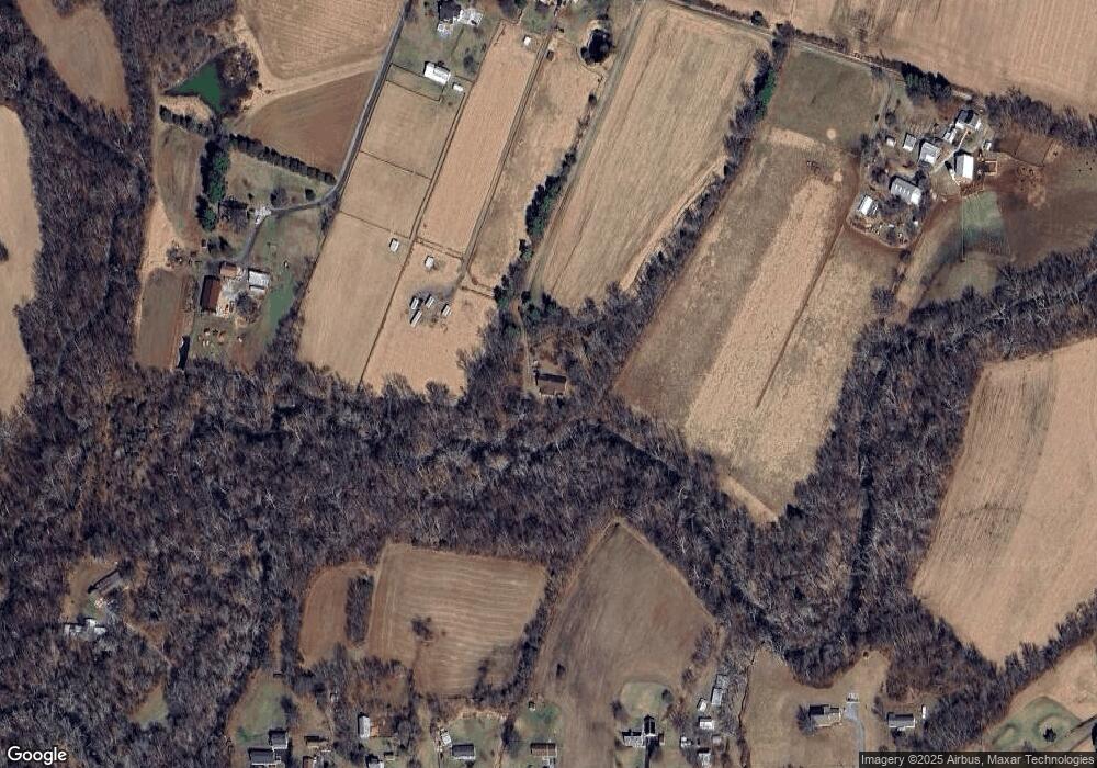 458 Mud College Rd, Littlestown, PA 17340 - photo 1