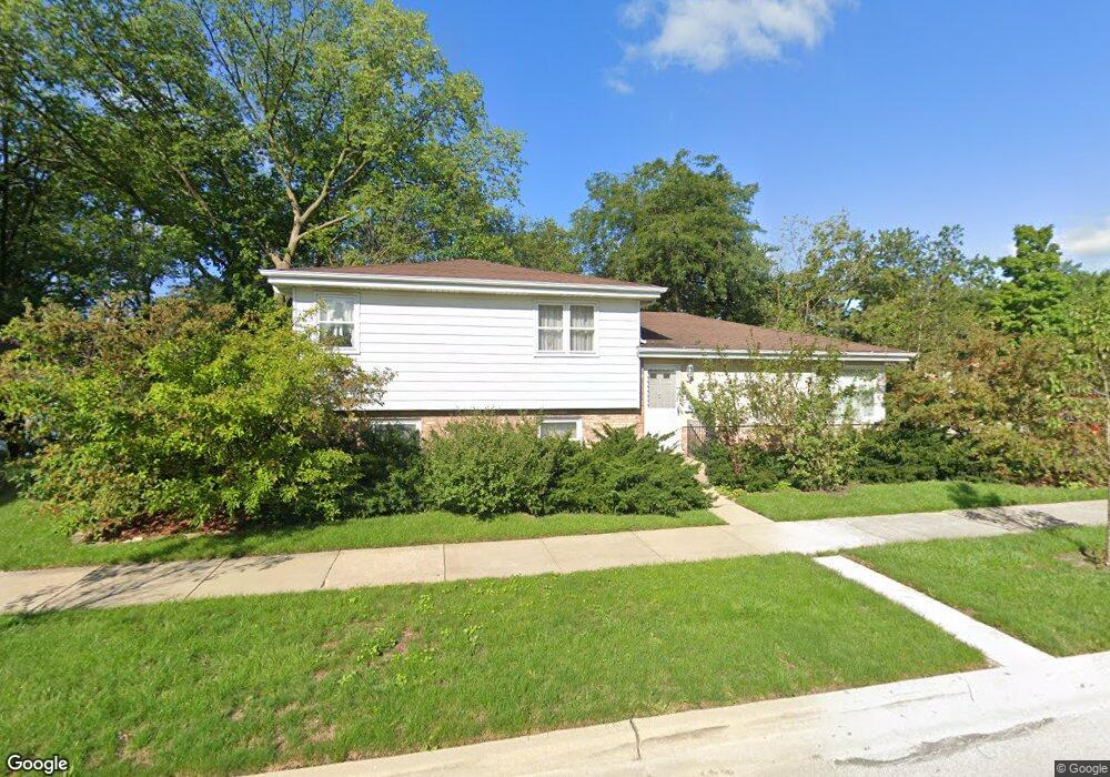 336 N Willow Rd, Elmhurst, IL 60126 - photo 1