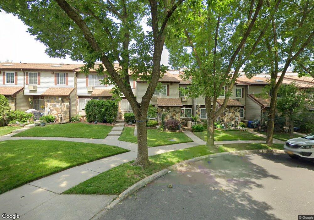 16 Fuller Ct, Staten Island, NY 10306 - photo 1