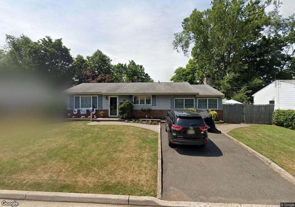 313 Clinton Ave, Middlesex, NJ 08846 - photo 1