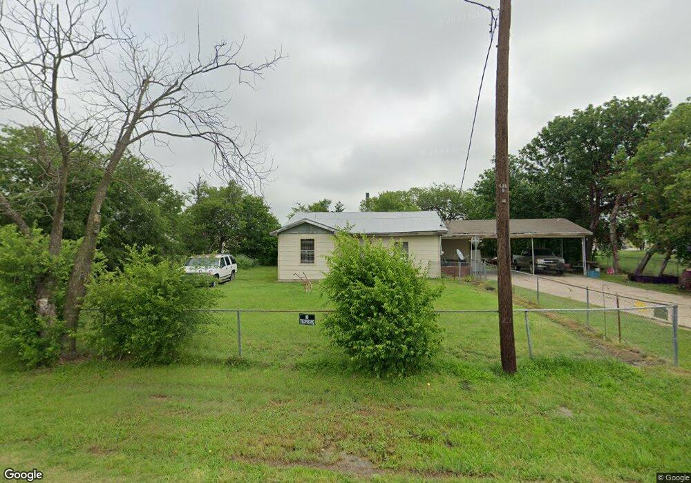 102 N Old Alma Rd, Ennis, TX 75119 - photo 1